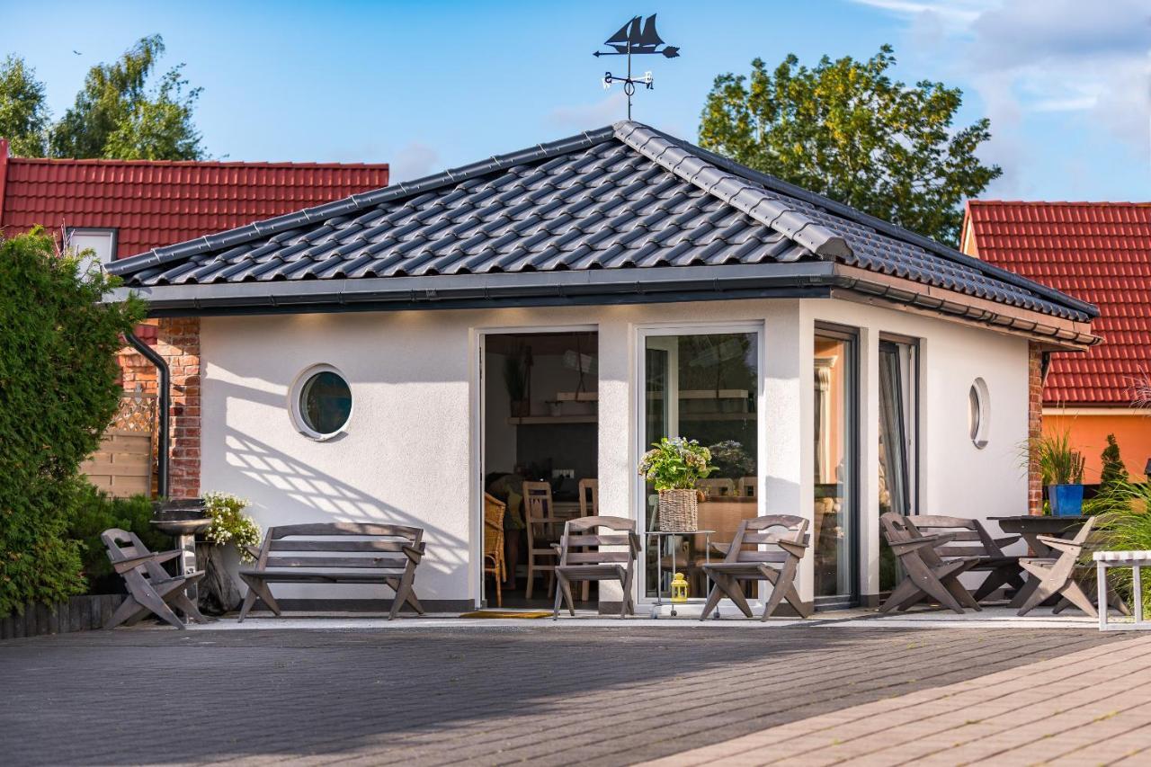 Willa Ewa Leba Exterior photo